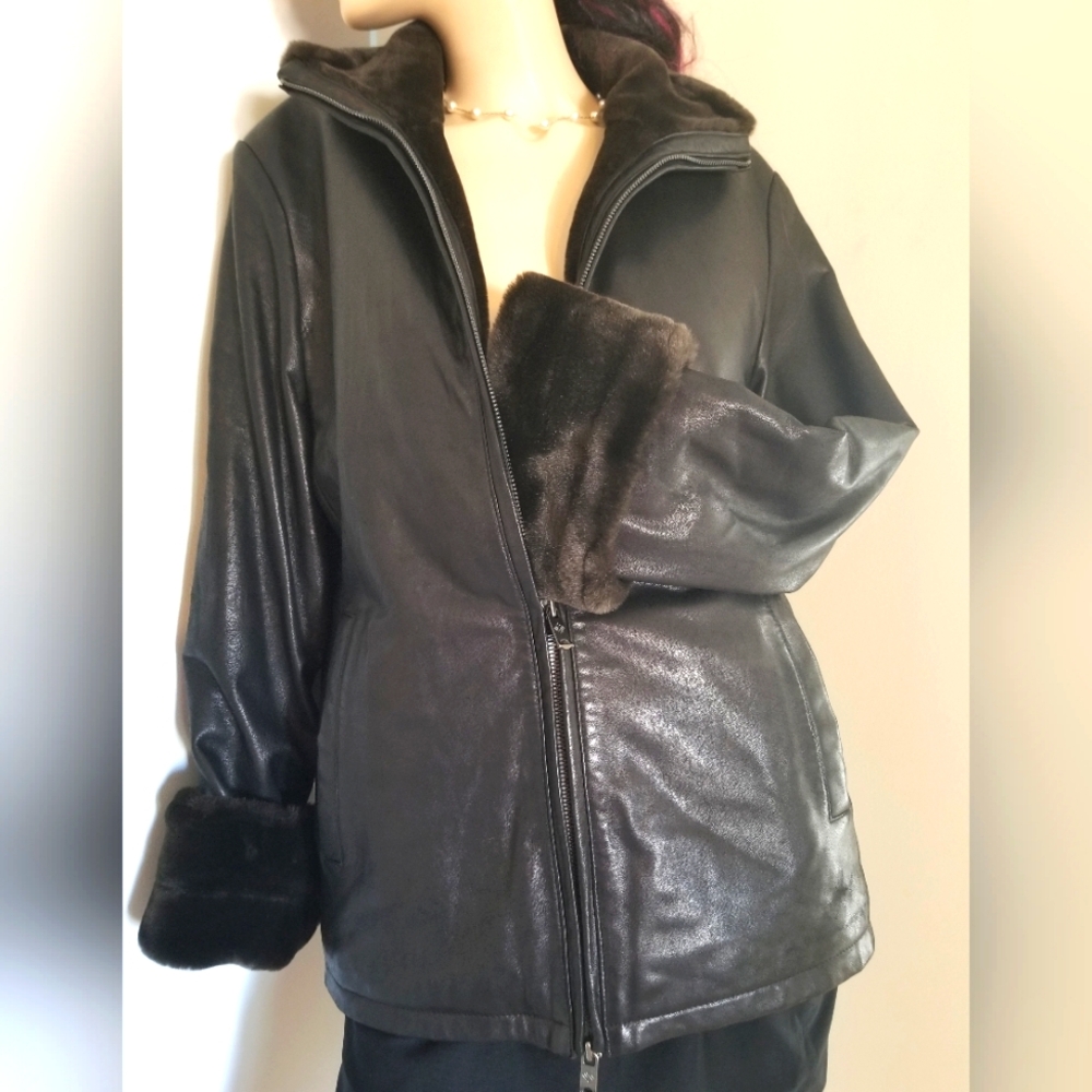 Columbia leather jacket - Picture 3 of 17